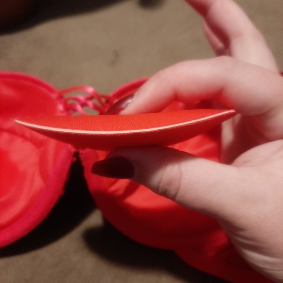 Push up bra EUC - Picture 5 of 5